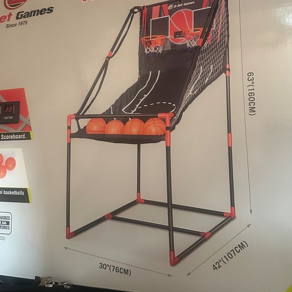 E-Jet Games Double Shot Electronic Basketball Game - Picture 2 of 3